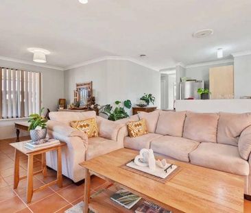 Great Location, Coastal Lifestyle! - Photo 4