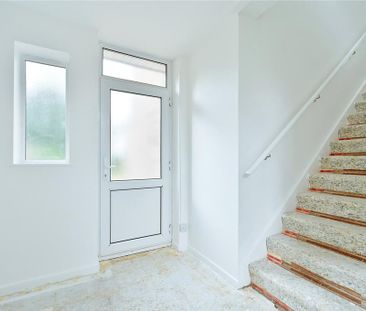 2 bedroom maisonette to rent - Photo 1