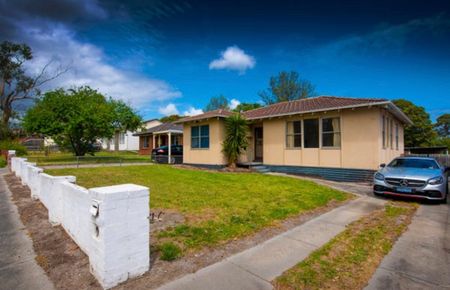 26 Aleppo Crescent, Frankston North, VIC 3200 - Photo 3