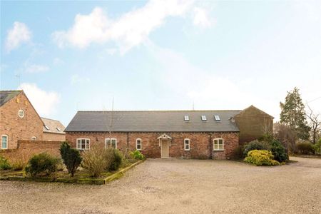 Modern, open-plan three bed / three bath barn conversion between Tarporley and Chester, with excellent standard of finish, double height living area and front and rear gardens - Photo 2