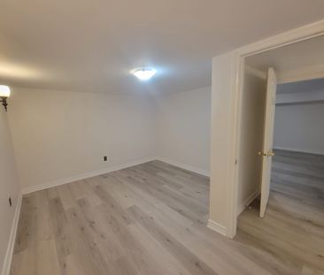 For Lease - 307 Axminster Drive Unit# Basment, Richmond Hill, Ontario - Photo 6
