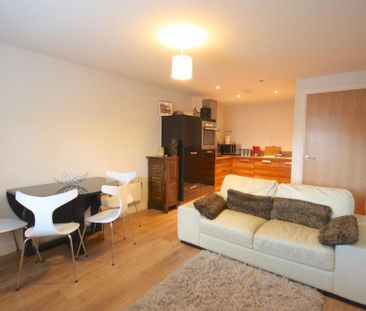 2 bedroom apartment to rent - Photo 2