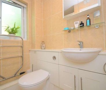 Red Lion Lane, London, SE18 - Photo 5