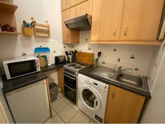 1 bedroom flat to rent - Photo 1