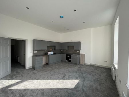 3 bedroom flat to rent - Photo 4