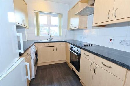 Burleigh Gardens, Woking, Surrey, GU21 - Photo 2