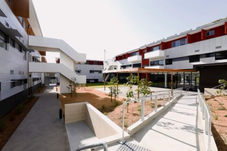 Western Sydney University Village Parramatta, Sydney - Photo 3
