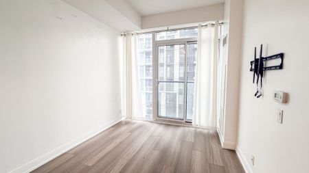 For Lease - 181 Dundas Street Unit# 2501, Toronto, Ontario - Photo 4