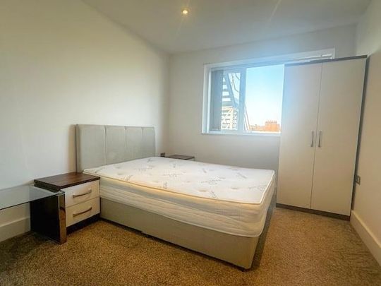 Birkenhead - Photo 1