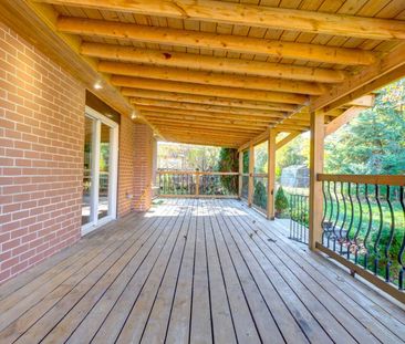 For Lease - 372 Dixon Boulevard, Newmarket, Ontario - Photo 6