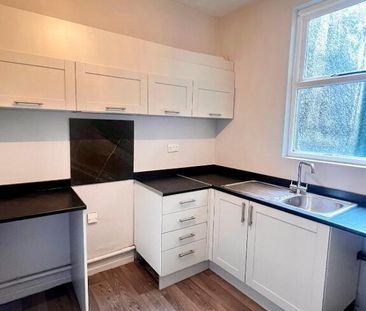 50a Bay Road, Larne, BT40 1DG - Photo 4