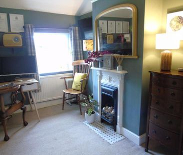 3 bedroom end of terrace house to rent - Photo 6