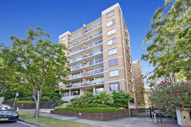 Bright & Stylish Parkside Living l Centennial Park Retreat - Photo 1