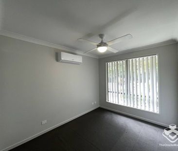 3 Bedroom Modern Home - Photo 4