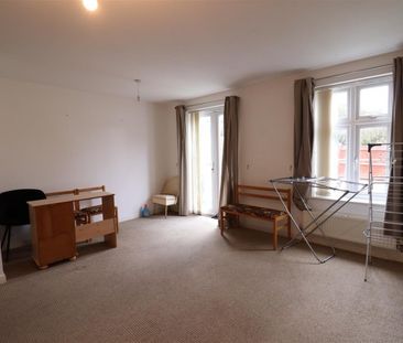 Elizabeth Way, Coventry, CV2 2LN - Photo 2