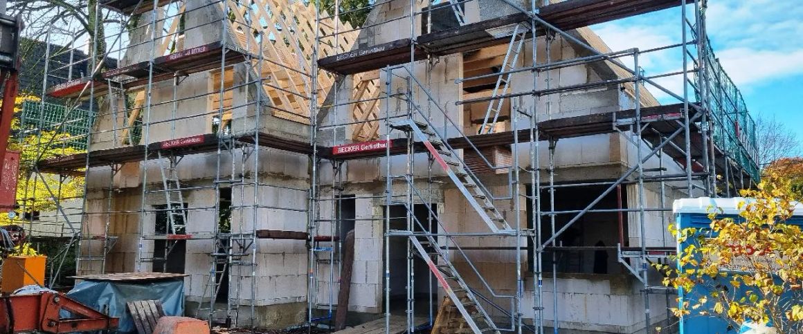 Erstbezug in NEUBAU-Doppelhaushälfte auf tollem Waldsiedlungsgründstück mit Südwestausrichtung! - Foto 1