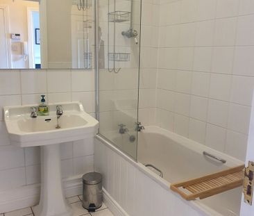 Dunloe Hall, Merrion Street Upper, Dublin 2 - Photo 2