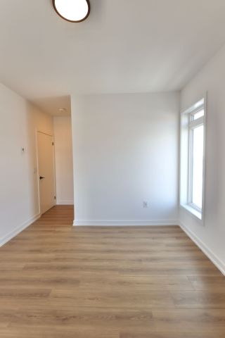 For Lease - 20 Lagerfeld Drive Unit# B-020, Brampton, Ontario - Photo 3