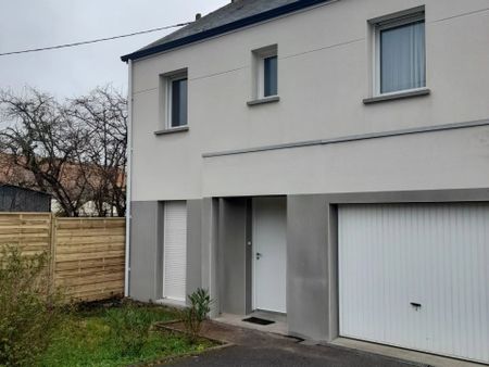 Location Maison 4 pièces 89 m2 à Saint-Herblain - Photo 2