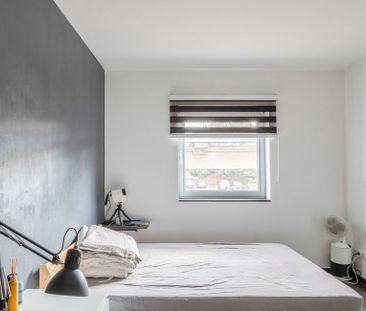 Appartement te huur in Sint-Niklaas voor € 895 met 2 slaapkamers - Photo 1