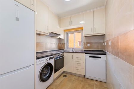 Apartamento T2 em Lisboa - Photo 2