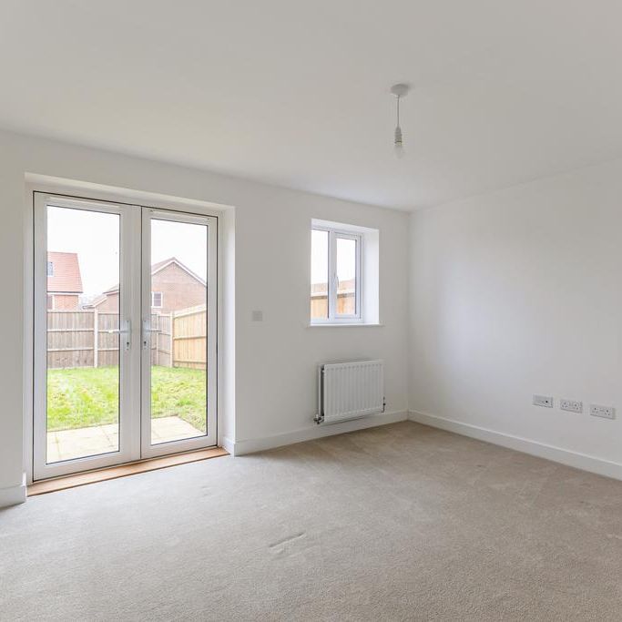 2 bedroom semi-detached house to rent - Photo 1