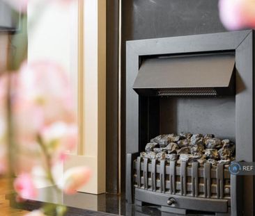 2 bedroom maisonette to rent - Photo 5