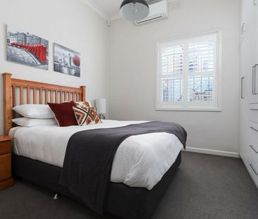 Charming Updated Victorian in a Prized Carlton North Location - Photo 4