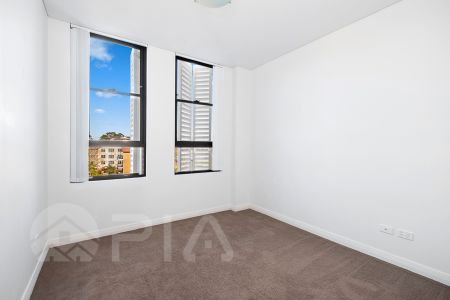 2 bedroom apartment For Leasing. Please contact the leasing manager for private inspection - Photo 5