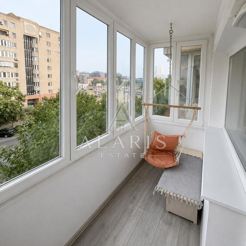 Apartament cu 3 camere, decomandat, in Circumvalatiunii - Fotografie 1