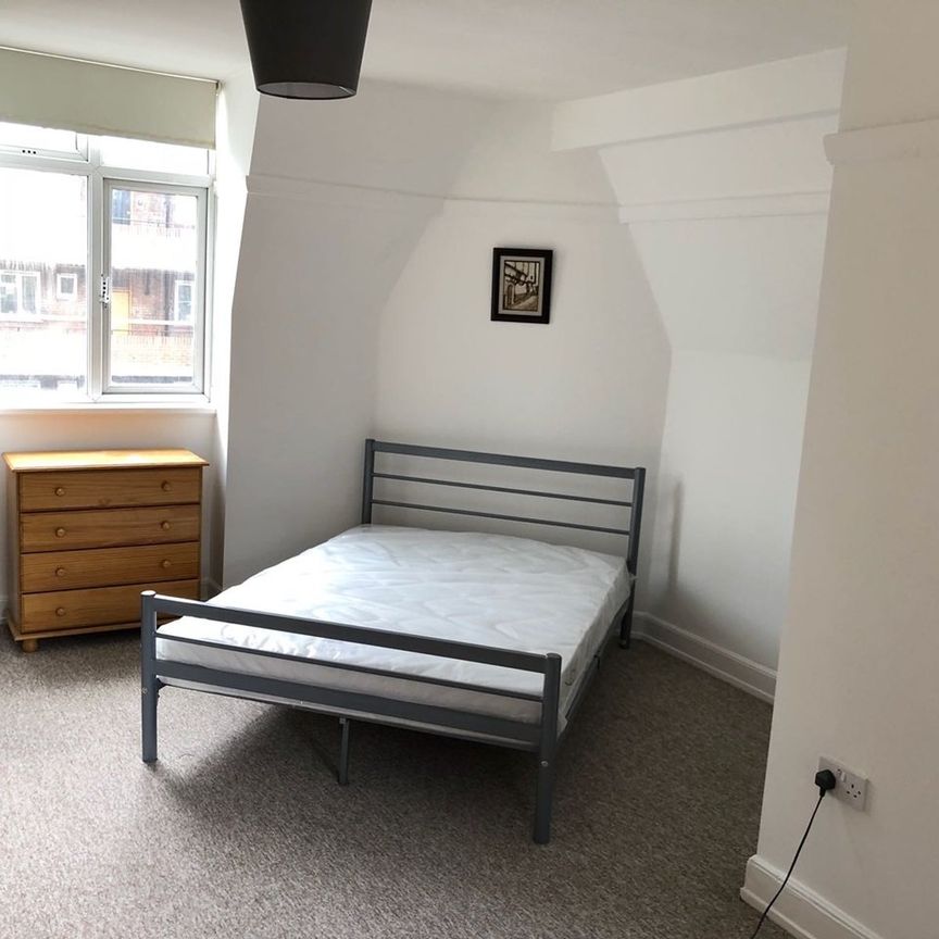 Studio Flat, Rising Sun, SE1 - Photo 1