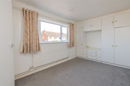 2 bed House - Semi-Detached To Let - Photo 2