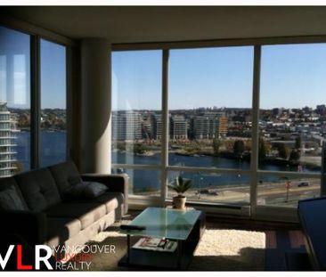 Condo in Downtown Vancouver, BC - Photo 1