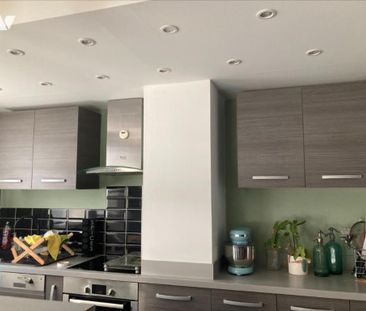 APPARTEMENT F3 SECTEUR SAINT JULIEN/PLACE DES CHARTREUX - Photo 5