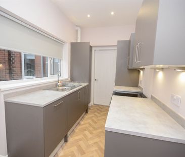 2 bed flat to rent in Osborne Avenue, South Shields, NE33 - Photo 5