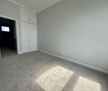 Park Terrace, Bognor Regis - Photo 4