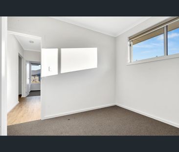 5 Polwarth Crescent, Riverlea Park, SA 5120 - Photo 2