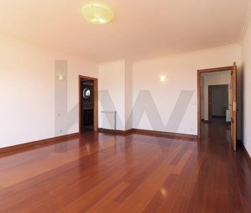 ESTORIL, Lisbon - Photo 2