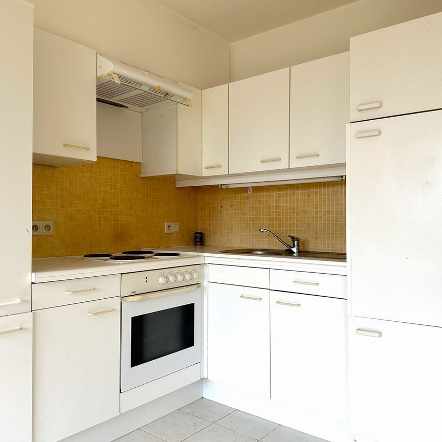 Studio gelegen op de bovenste verdieping met twee terrassen in Mariakerke - Photo 1