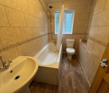 Fulmar Close, Penarth - Photo 4