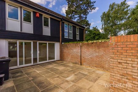 3 bedroom terraced house to rent - Photo 5