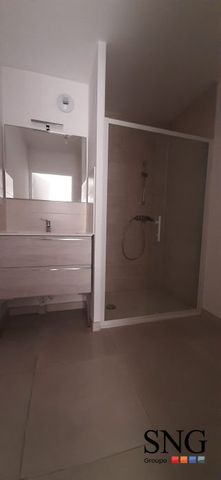 Appartement à louer, 3 pièces - Agde 34300 - Photo 4