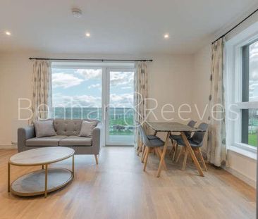 Accolade Avenue, Southall, UB1 - Photo 1