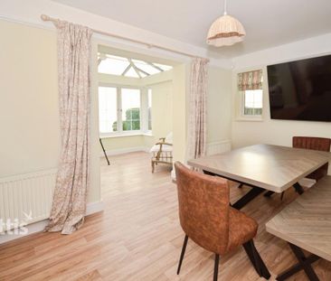 3 bedroom detached house to rent - Photo 3