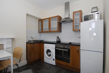 Woodland Terrace, Flat 5, Plymouth - Photo 4