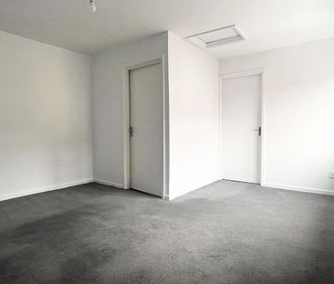 1 bedroom property to rent - Photo 6