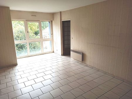 Location Appartement 3 pièces 65m² - Photo 2