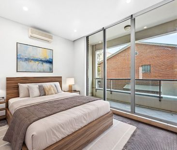 When only the very best will do! This is truly a pole position oppo... - Photo 2