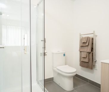 MANAGERE BRIDGE, 3 BEDROOMS - Photo 6