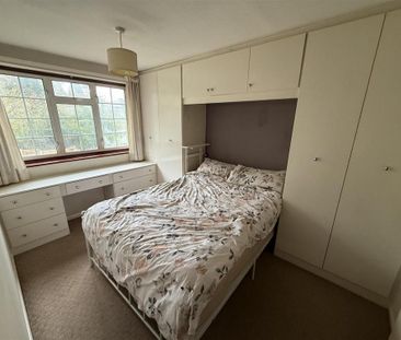 3 bedroom terraced house to rent - Photo 3